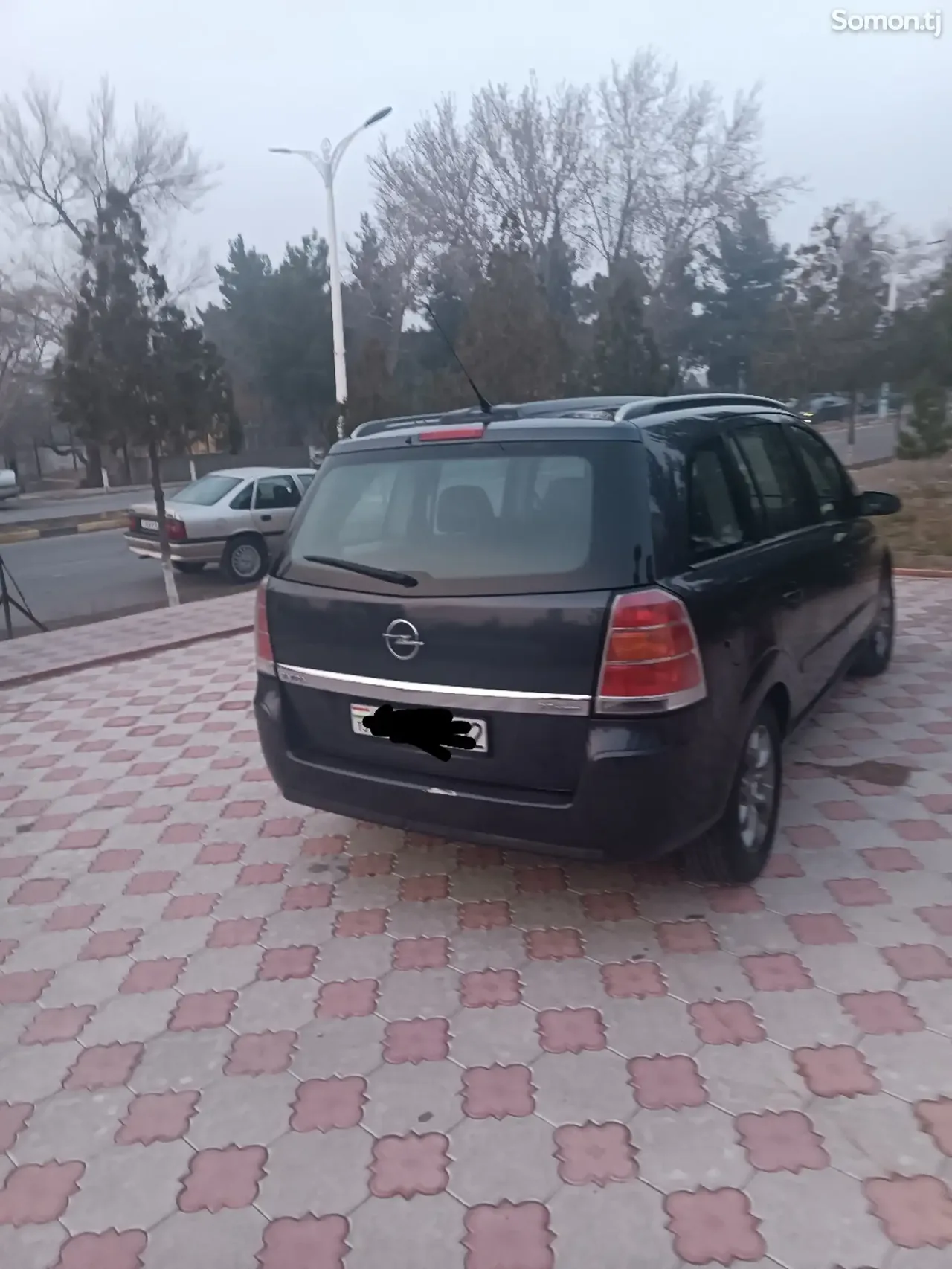 Opel Zafira 2006 · 2.2 AT