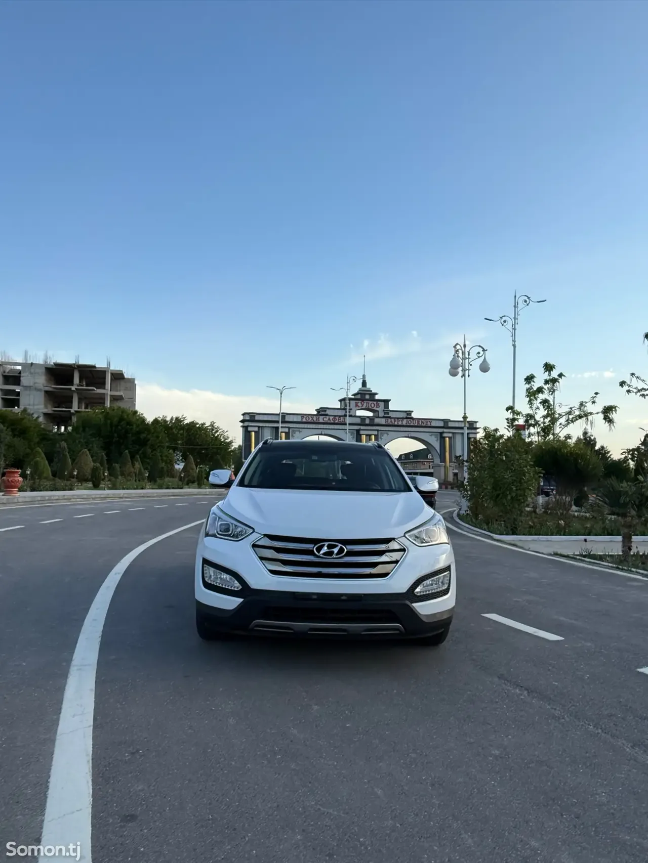 Hyundai Santa Fe 2015 · 2.4 AT