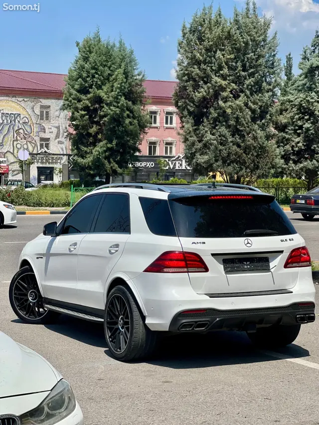 Mercedes-Benz GLE class 2017 · 3.5 AT