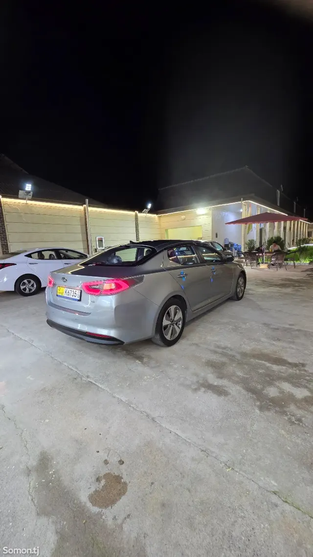 Kia K5 2014 · 2.0 AT
