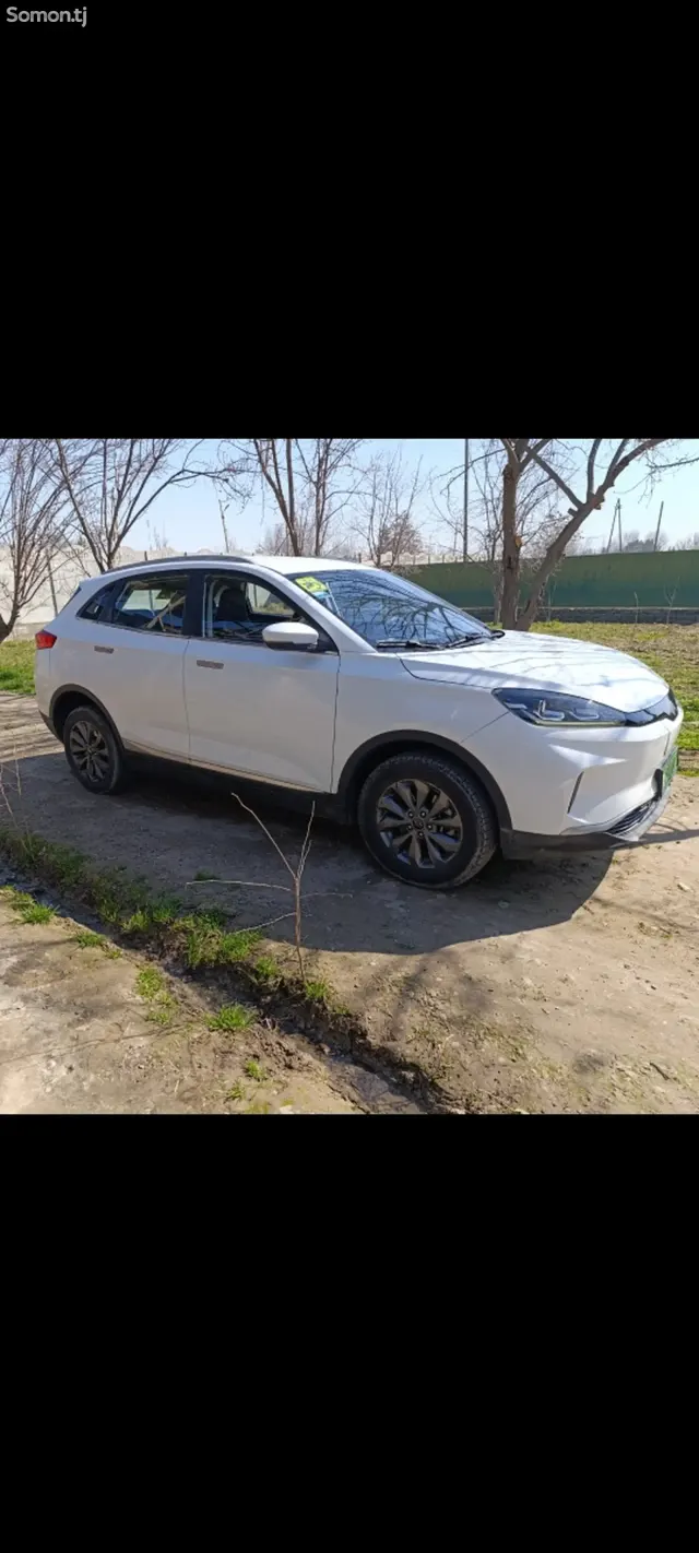 Weltmeister EX5 2019 · AT