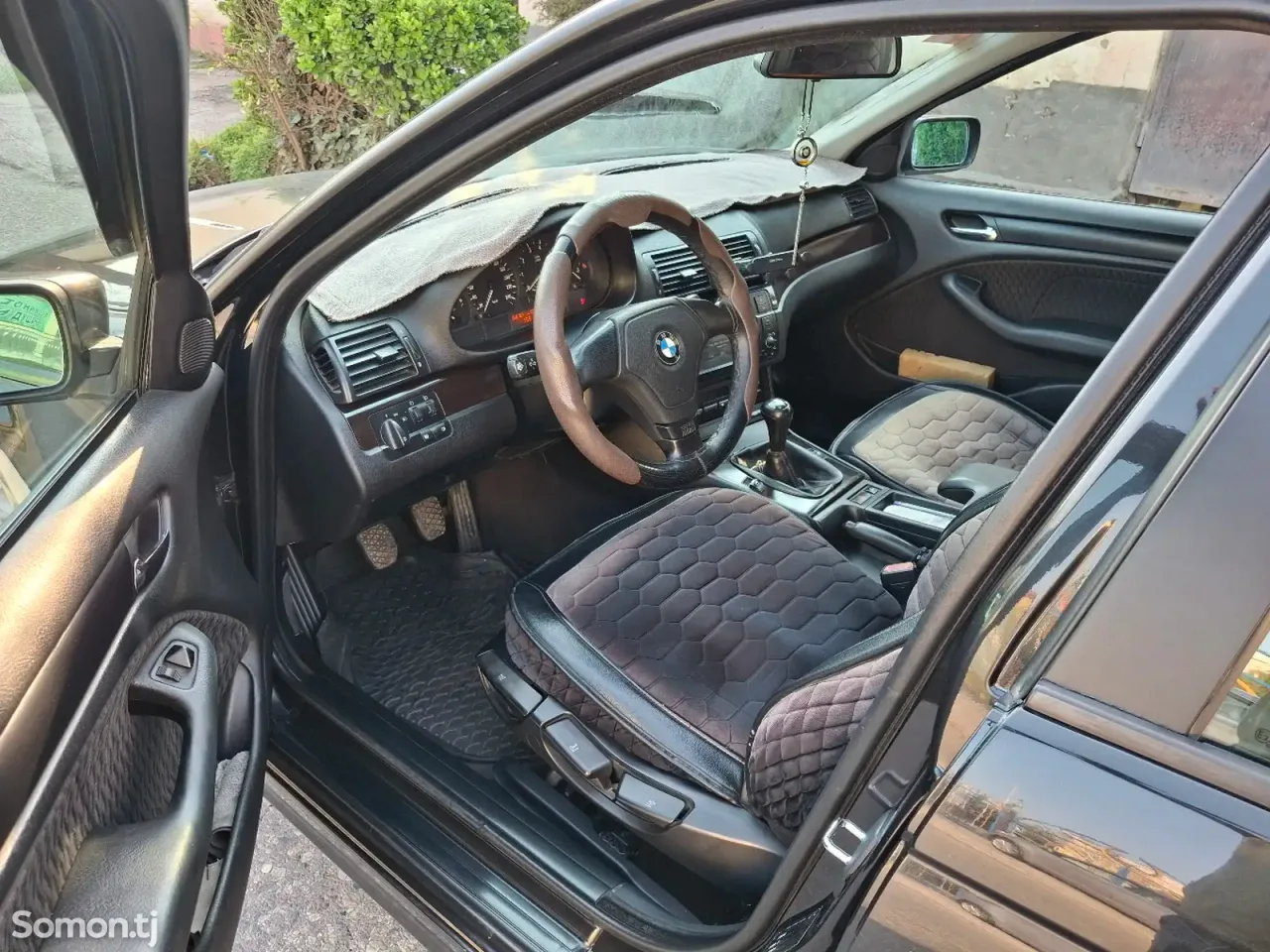 BMW 3 series 1998 · 1.8 MT