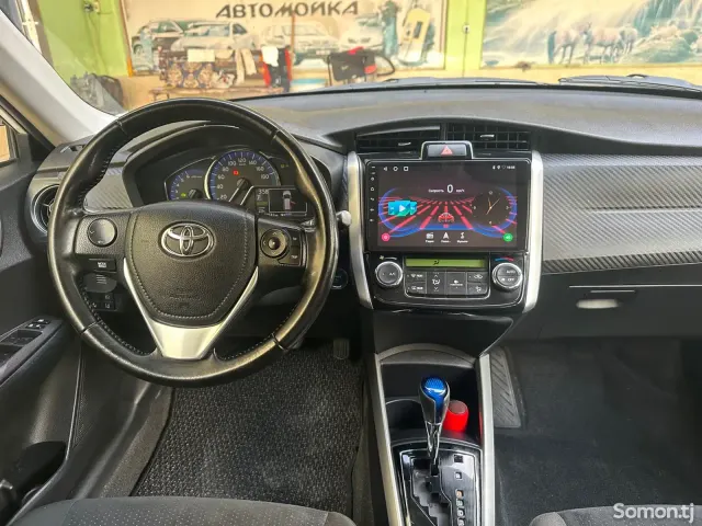 Toyota Fielder 2017 · 1.5 AT