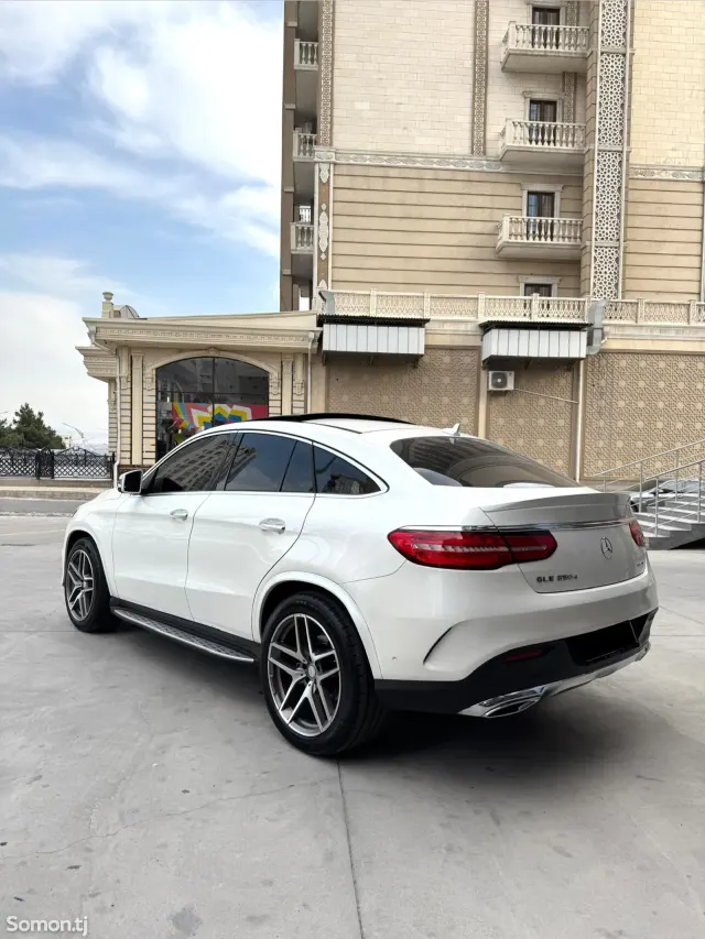 Mercedes-Benz GLE class 2020 · 3.5 AT