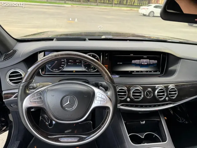 Mercedes-Benz S class 2015 · 3.0 AT