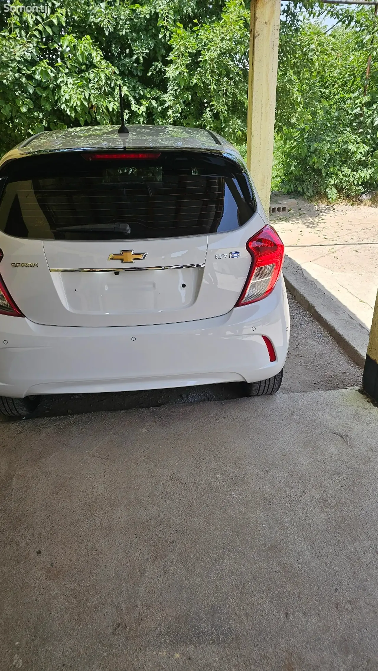 Chevrolet Spark 2015 · 1.1 AT
