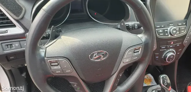 Hyundai Santa Fe 2014 · 2.0 AT