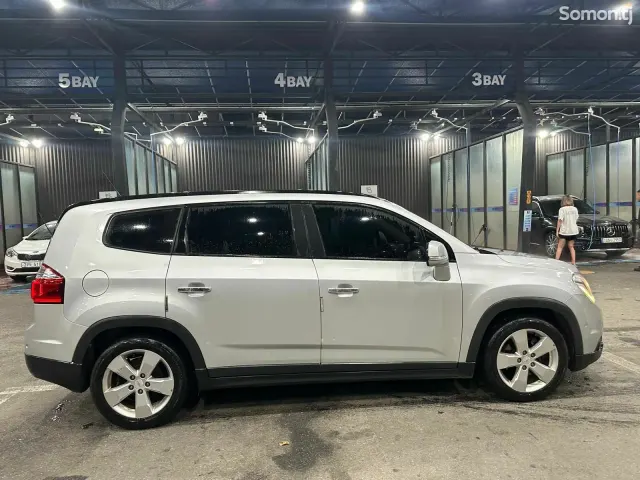 Chevrolet Orlando 2014 · 2.0 AT