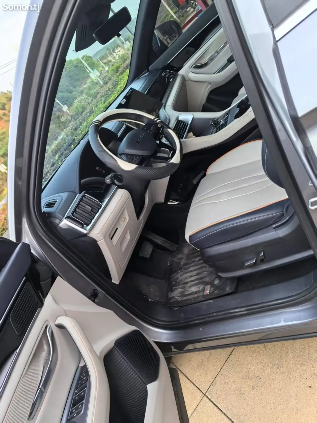 BYD Song Plus 2025 · AT