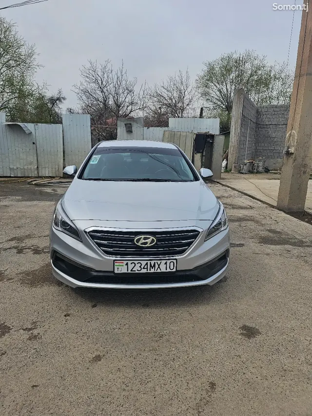 Hyundai Sonata 2015 · 2.0 AT