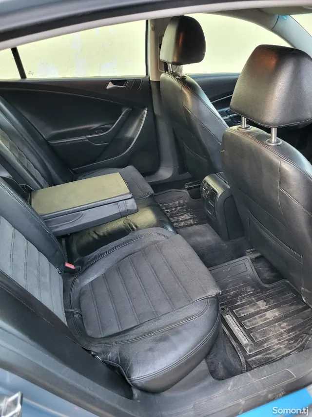 Volkswagen Passat 2009 · 1.8 AT