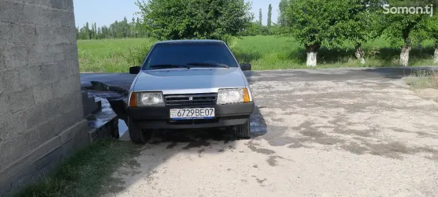 Lada (ВАЗ) 21099 2003 · 1.6 MT