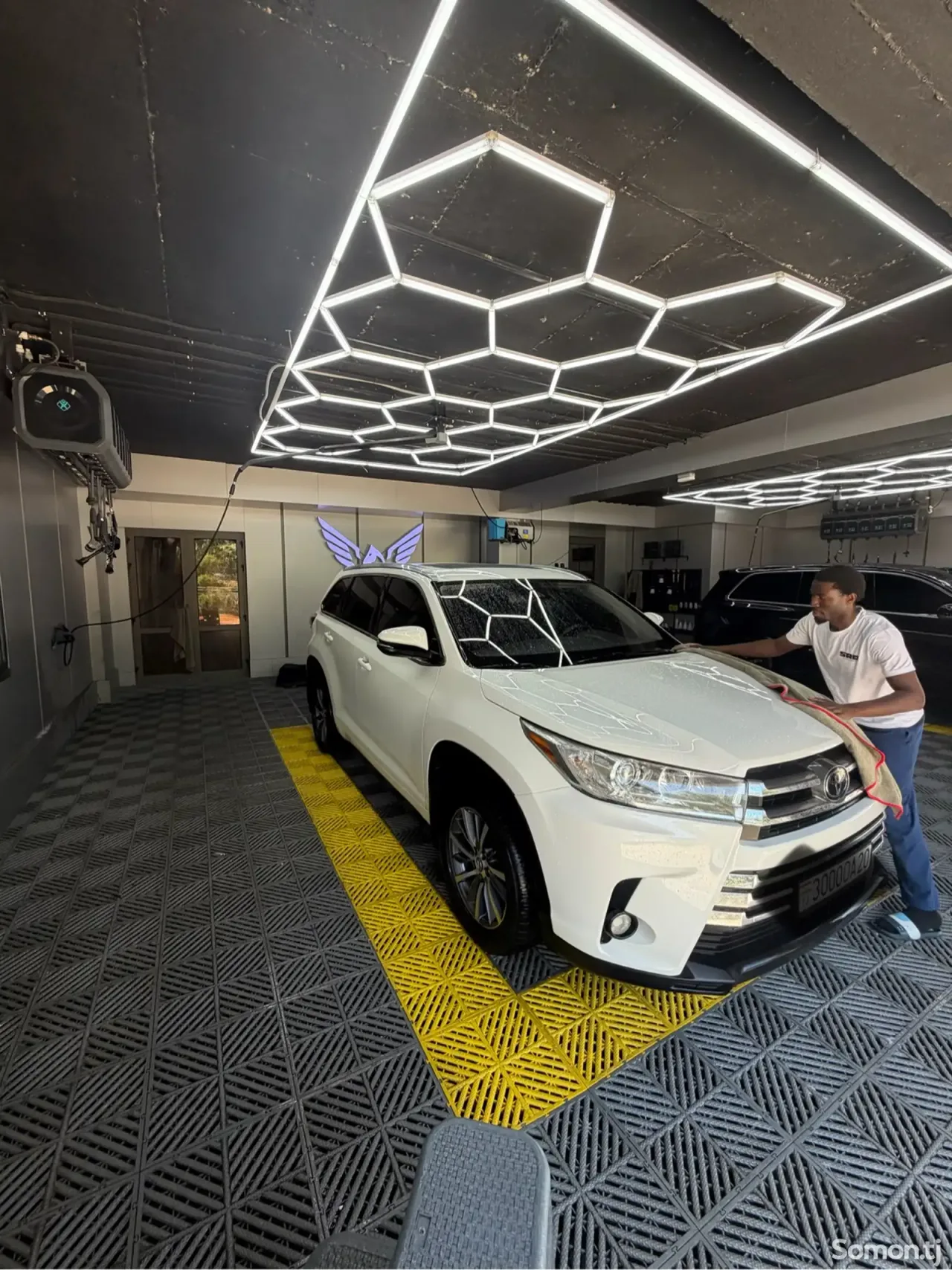 Toyota Highlander 2017 · 3.5 AT