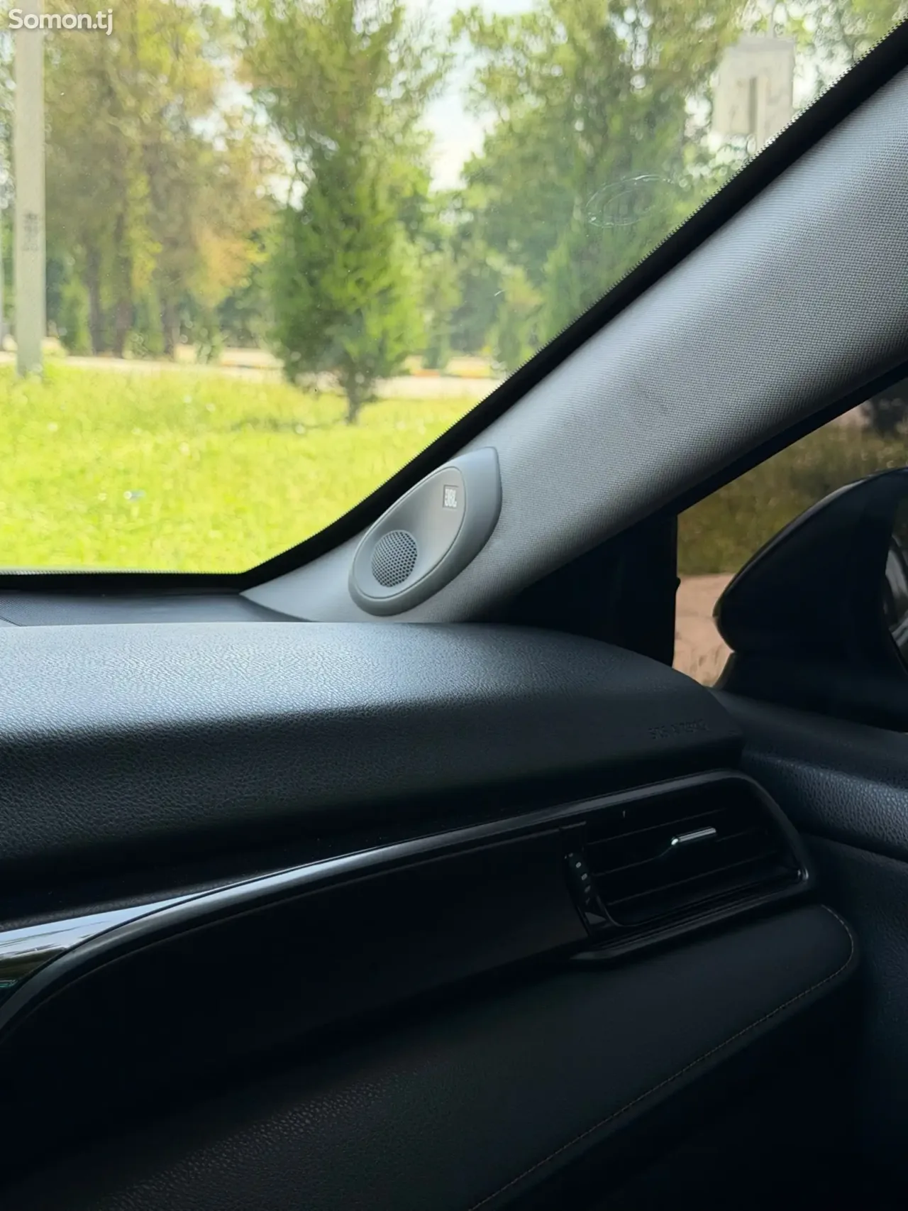 Toyota Camry 2019 · 3.5 AT