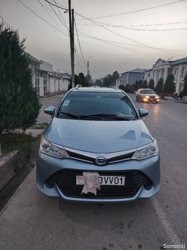 Toyota Fielder 2015 · 1.5 AT