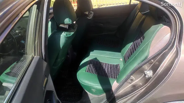 Honda Civic 2008 · 1.8 MT