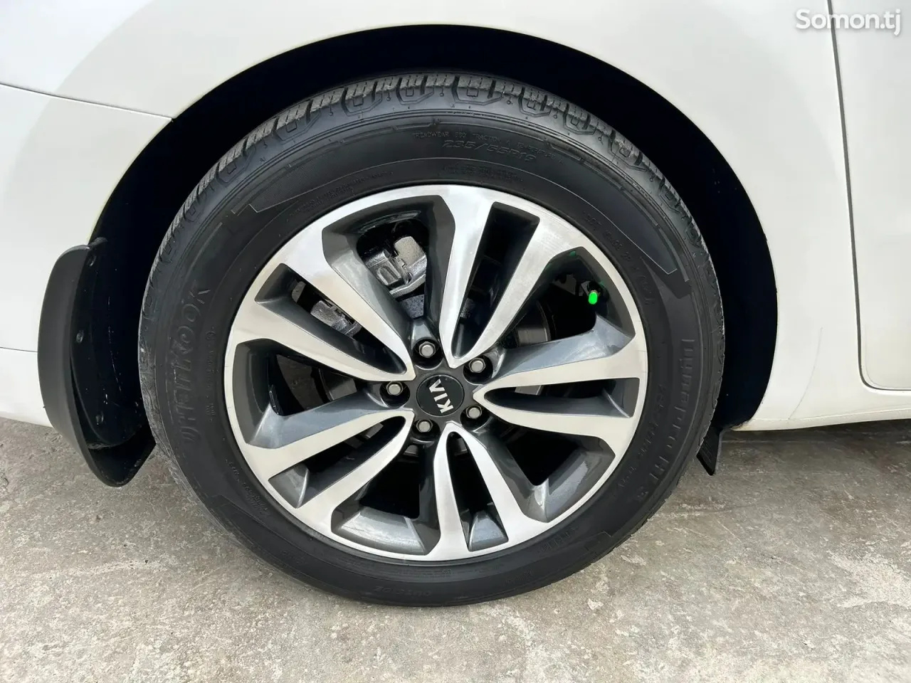 Kia Carnival 2014 · 2.0 AT