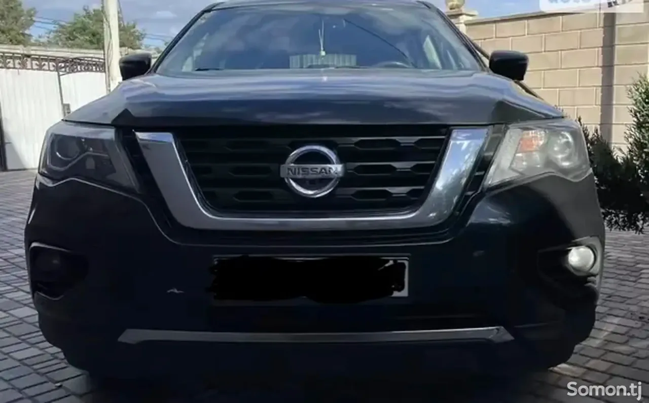 Nissan Pathfinder 2017 · 3.5 AT
