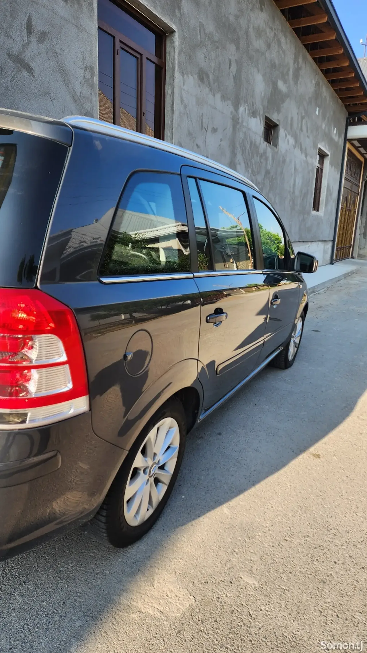 Opel Zafira 2014 · 1.8 MT