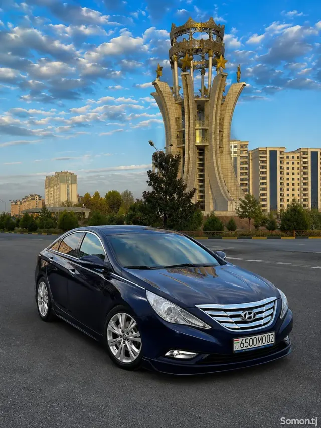 Hyundai Sonata 2012 · 2.0 AT