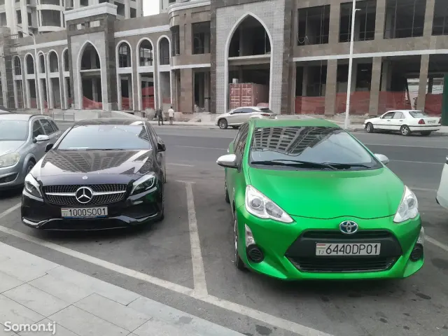 Toyota Aqua 2015 · 1.5 AT