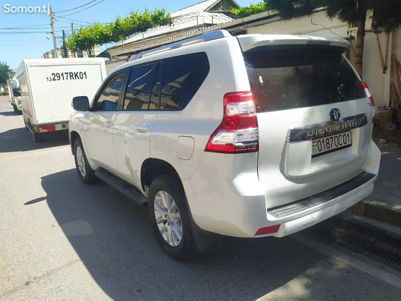 Toyota Land Cruiser Prado 2017 · 4.0 AT