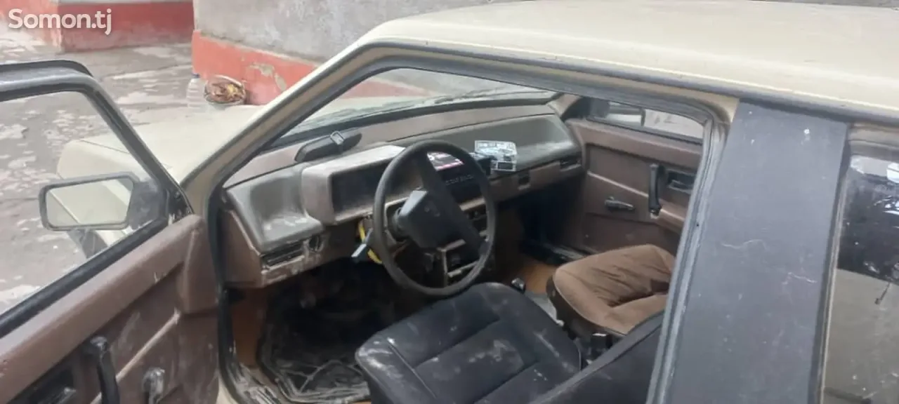 Lada (ВАЗ) 2108 1989 · 1.6 MT
