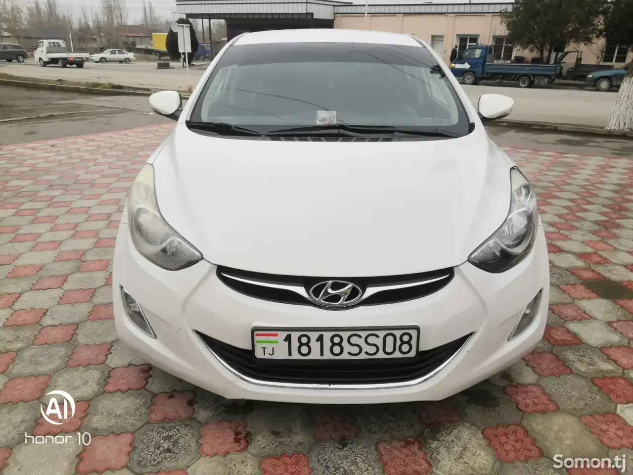 Hyundai Avante 2011 · 1.6 AT