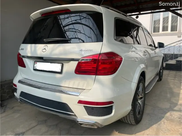 Mercedes-Benz GL class 2014 · 5.5 AT