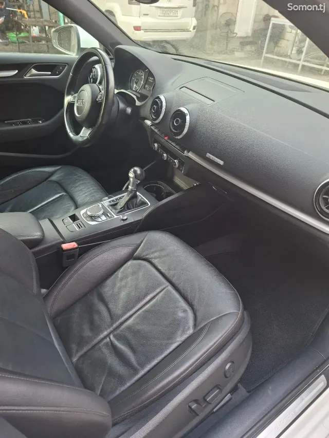 Audi A3 2016 · 1.8 AT
