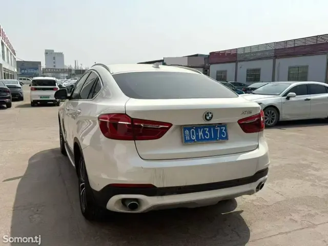 BMW X6 2016 · AT