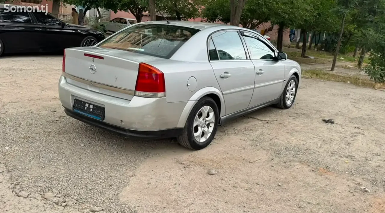 Opel Vectra C 2003 · 2.2 MT
