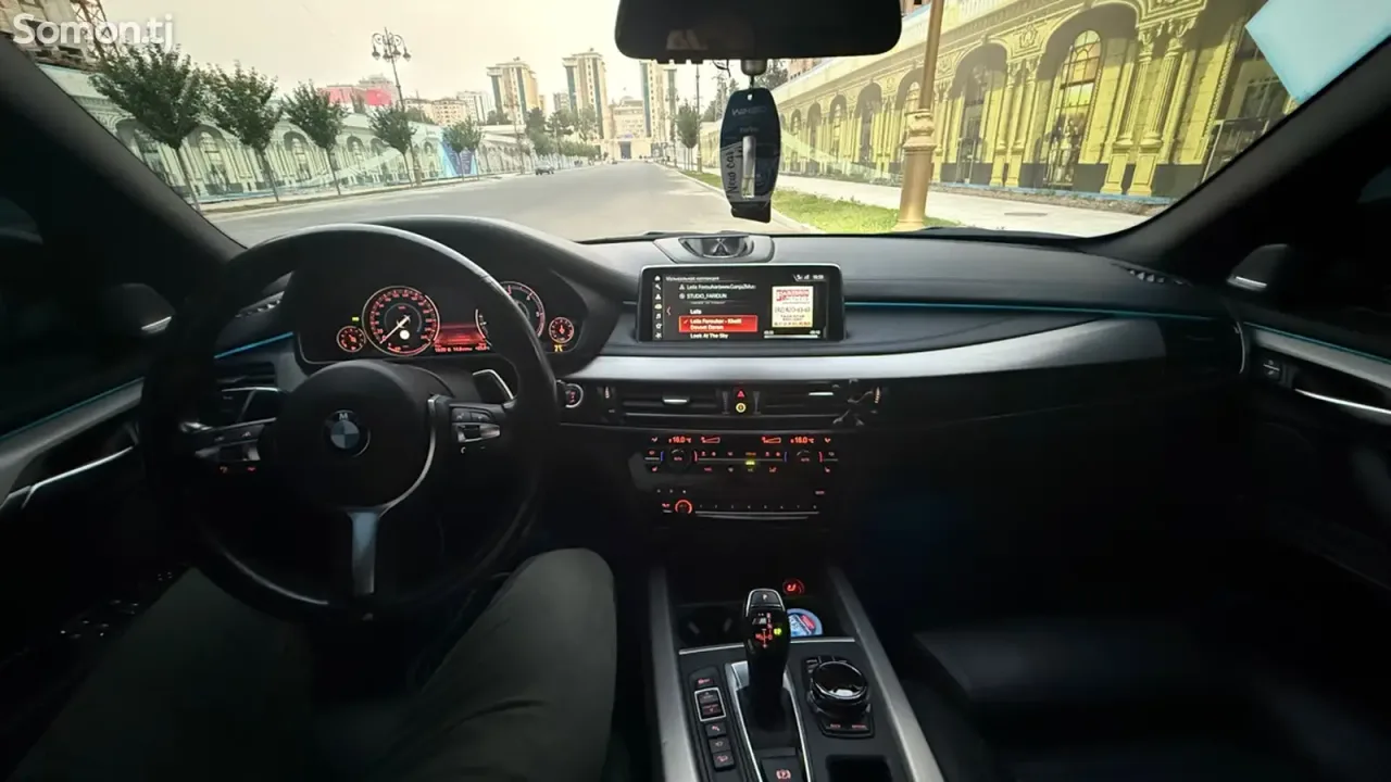 BMW X5 M 2018 · 5.0 AT