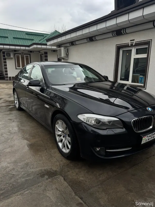 BMW 5 series 2012 · 2.0 AT