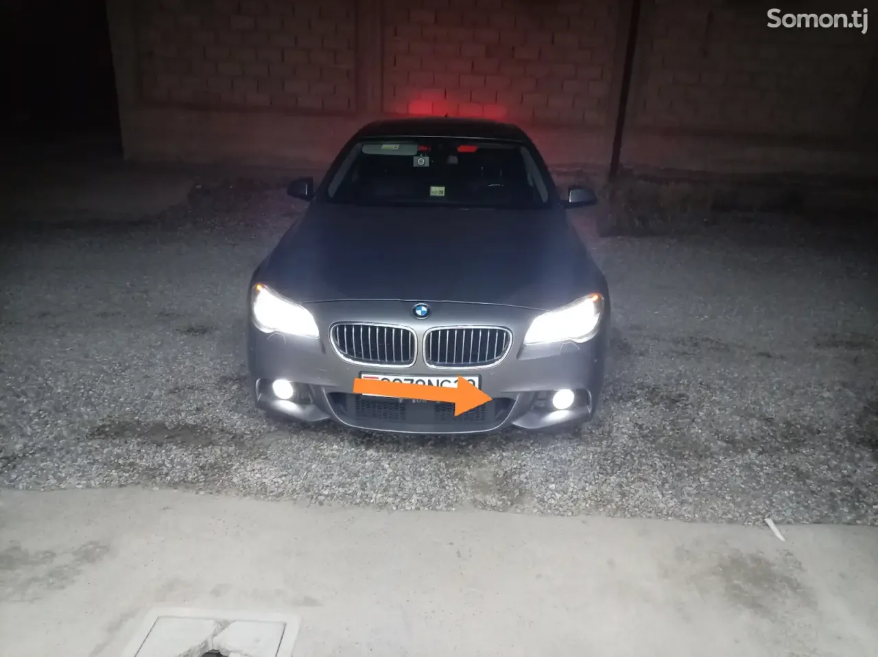 BMW 5 series 2016 · 2.0 AT