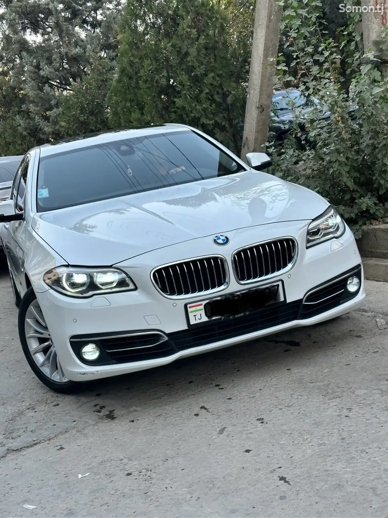 BMW 5 series 2014 · 2.0 AT