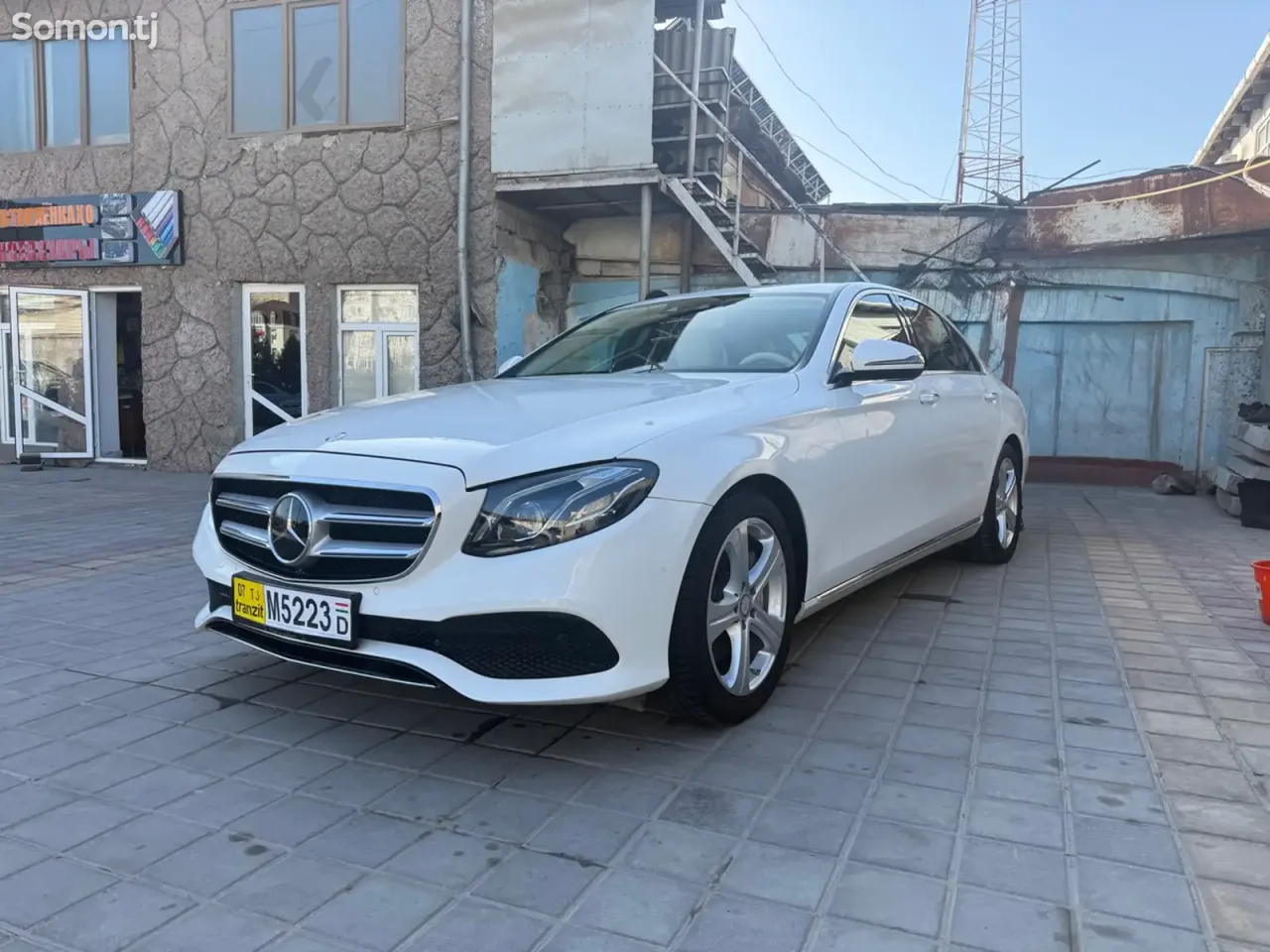 Mercedes-Benz E class 2016 · 2.0 AT