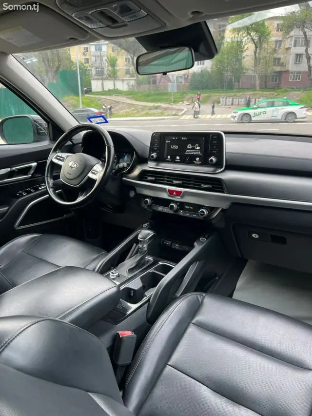 Kia Telluride 2019 · 3.8 AT