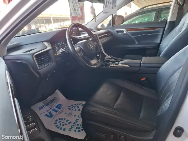 Lexus RX series 2017 · 4.5 AT