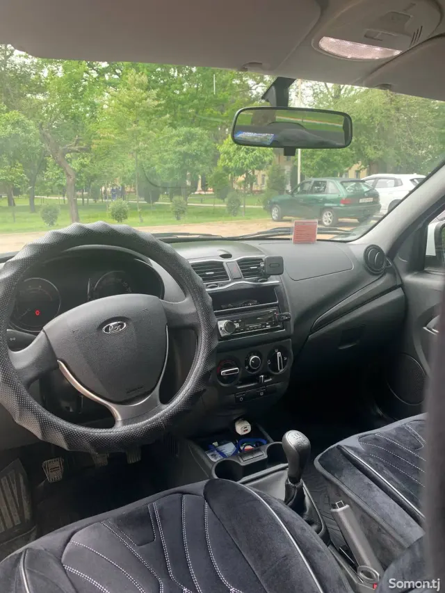 Lada (ВАЗ) Granta 2025 · 1.6 MT