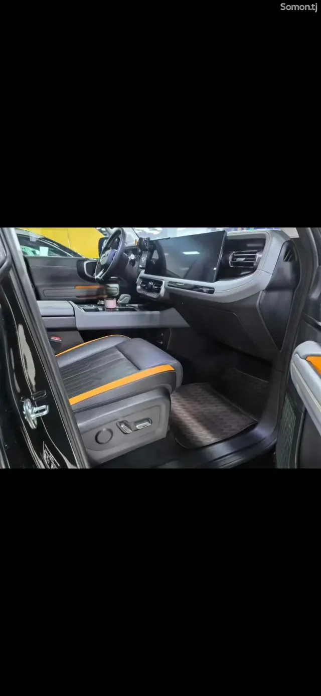 BAIC BJ60 2025 · AT