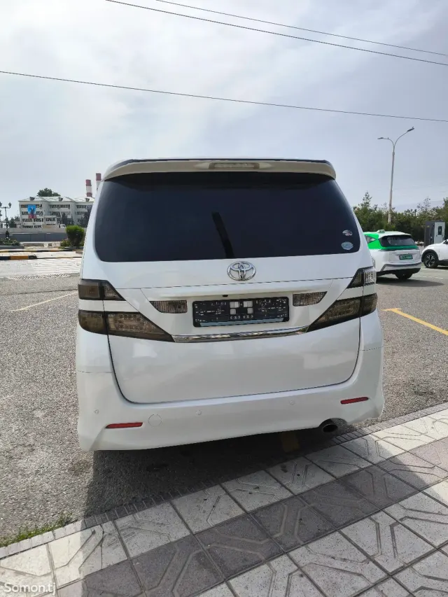 Toyota Vellfire 2010 · 2.4 AT