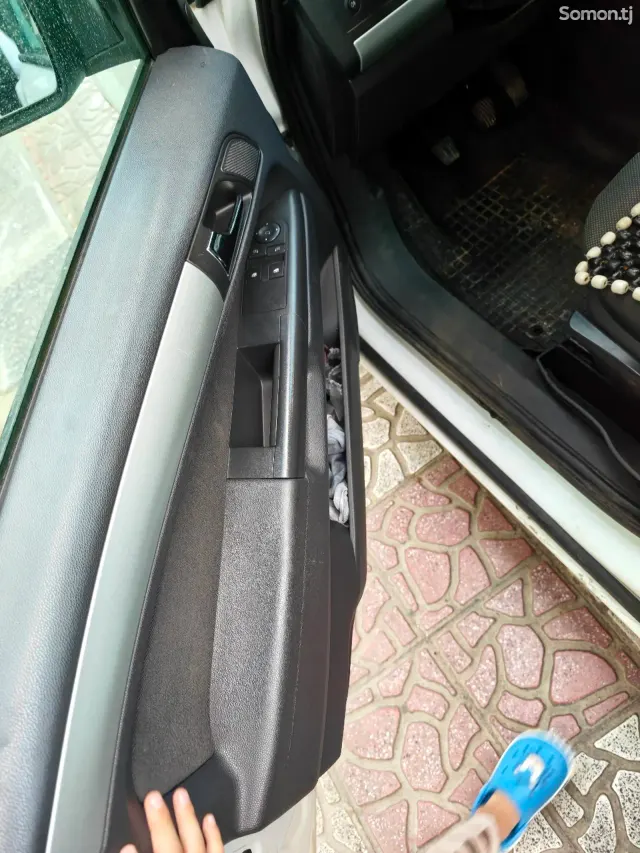 Opel Zafira 2009 · 1.6 MT