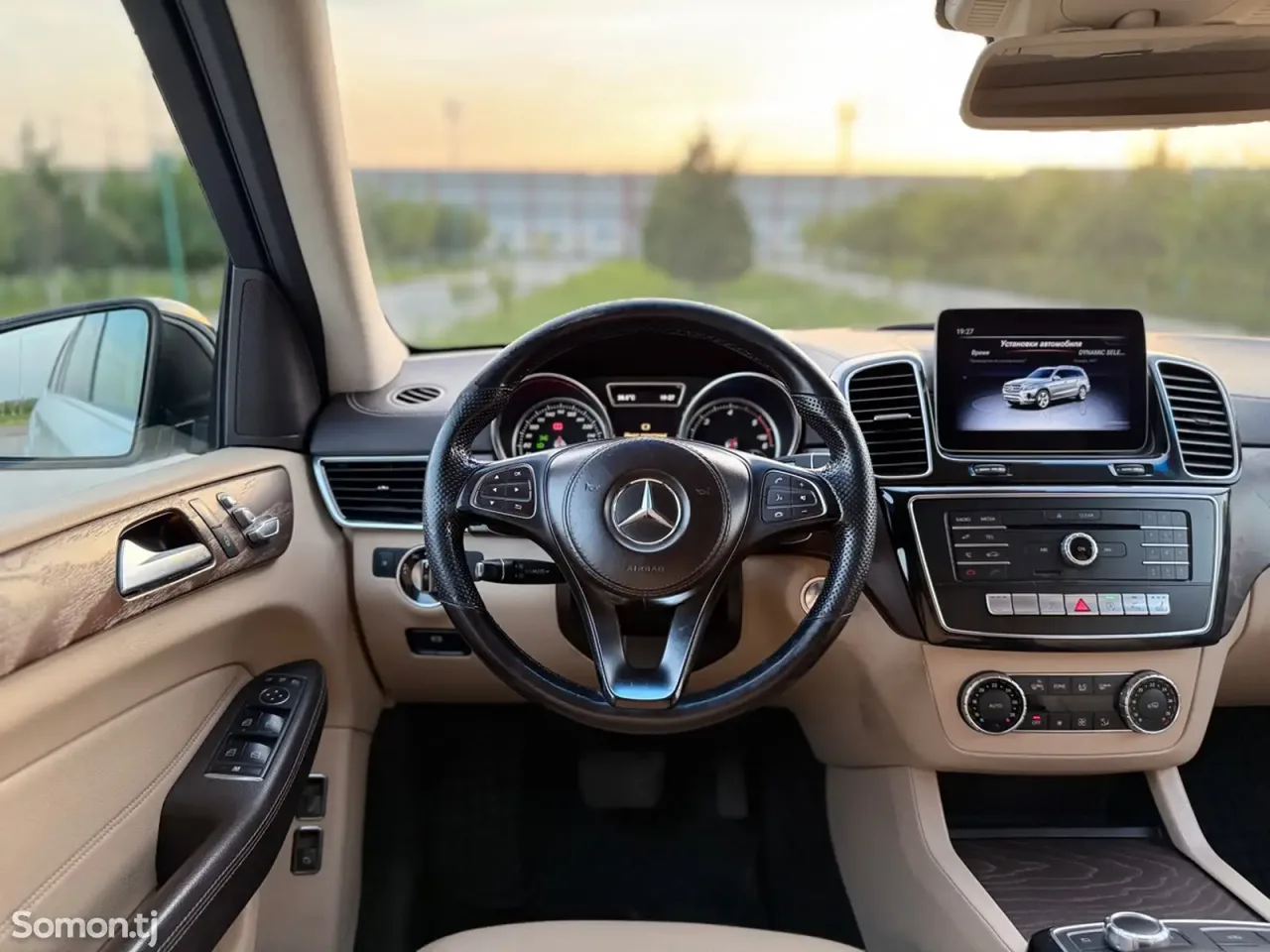 Mercedes-Benz GLS 2018 · 3.5 AT