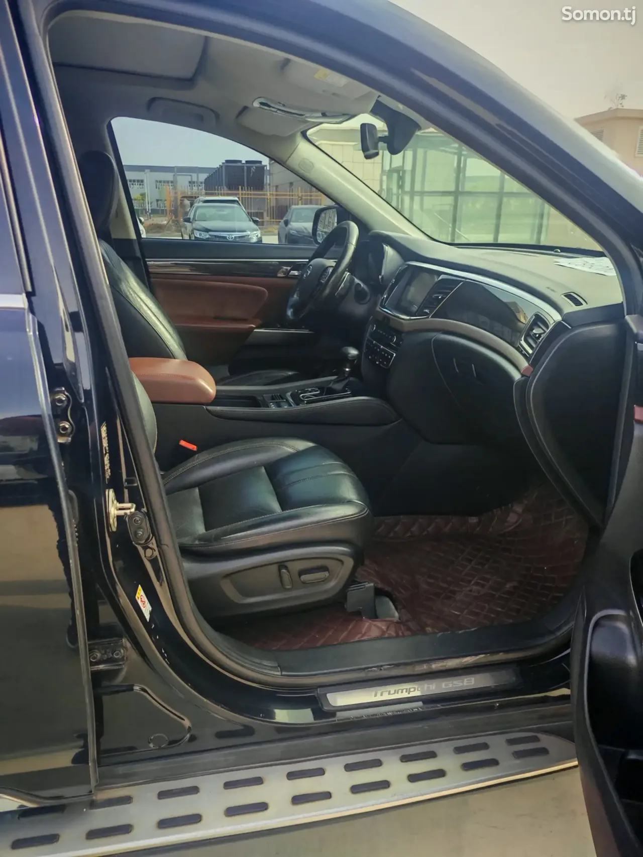 GAC Trumpchi GS8 2017 · 2.0 AT