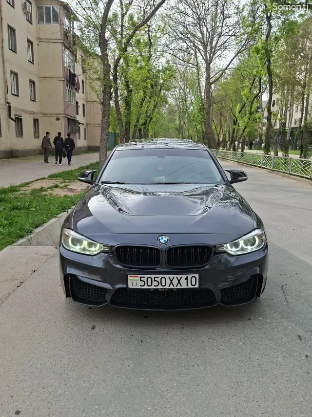 BMW 3 series 2013 · 2.0 AT