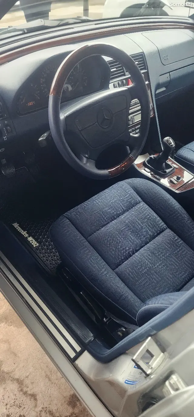 Mercedes-Benz C class 1998 · 2.0 MT