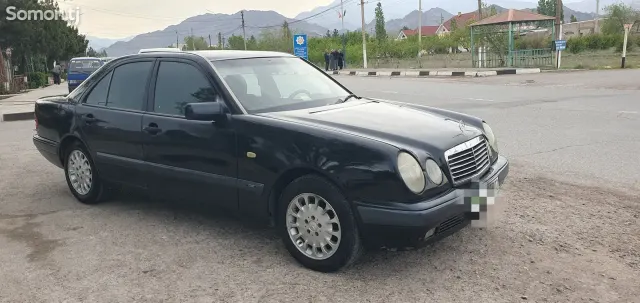 Mercedes-Benz C class 1997 · 2.3 MT