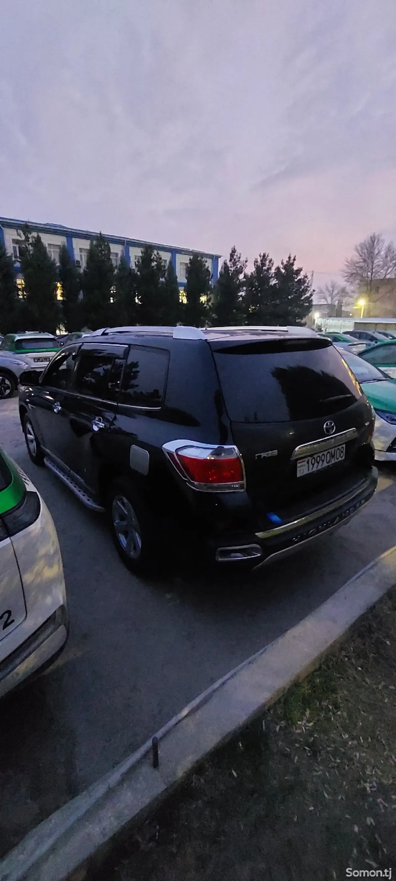 Toyota Highlander 2014 · 2.7 AT