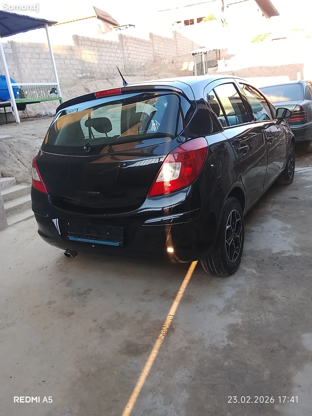 Opel Corsa 2010 · 1.6 MT
